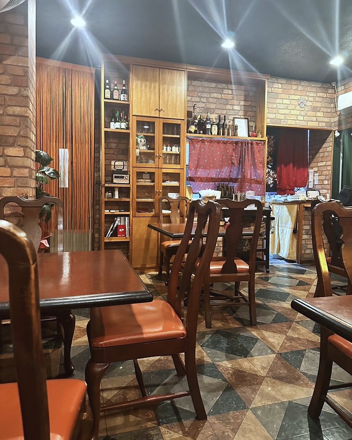 開店前の店内